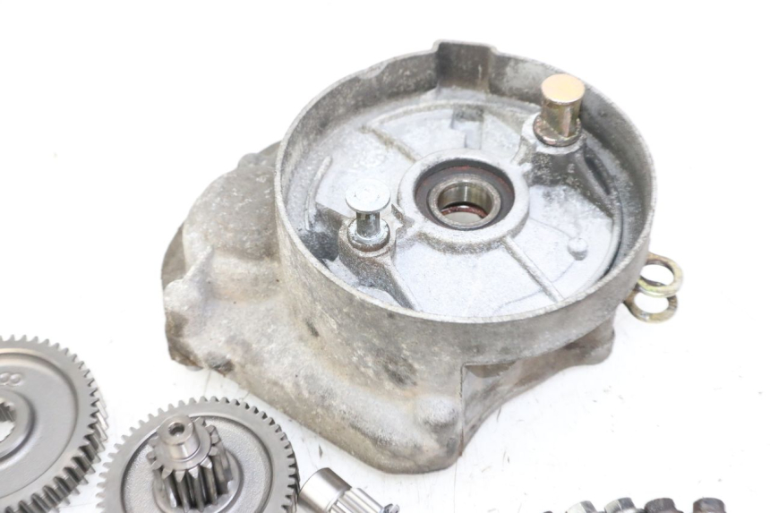 photo de TRANSMISIÓN DE LA RUEDA JM MOTORS EVOLIS 4T 50 (2018 - 2022) - Detalles de los puntos de fijación