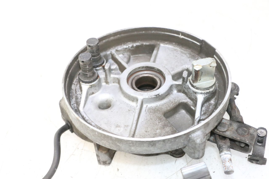 photo de RUEDA TRASERA ENGRANAJES HONDA FES PANTHEON 2T 125 (1998 - 2002) - Inspección visual detallada