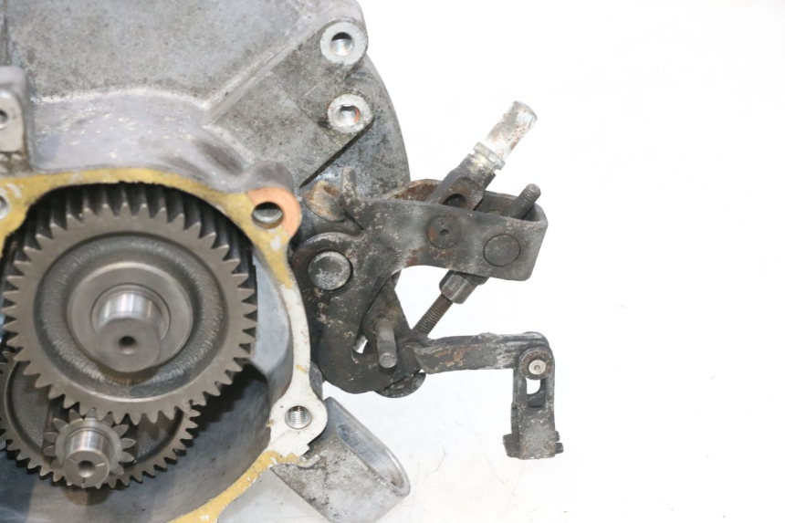 photo de RUEDA TRASERA ENGRANAJES HONDA FES PANTHEON 2T 125 (1998 - 2002) - Zoom estado de uso