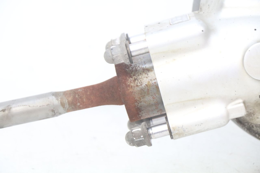 photo de TRANSMISIÓN DE LA RUEDA YAMAHA FJR ABS 1300 (2016 - 2020) - Zoom sobre los componentes