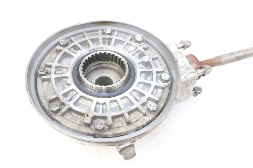 photo de TRANSMISIÓN DE LA RUEDA YAMAHA FJR ABS 1300 (2016 - 2020) - Primer plano técnico