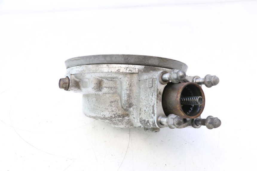photo de RUEDA TRASERA ENGRANAJES YAMAHA FJR 1300 (2001 - 2005) - Primer plano técnico