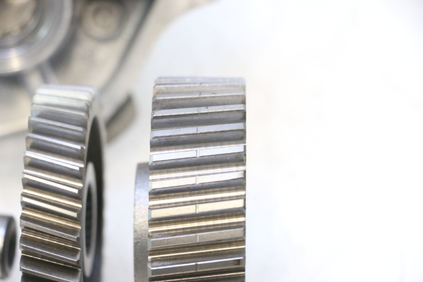 photo de RUEDA TRASERA ENGRANAJES HONDA FJS SILVER WING SILVERWING 400 (2005 - 2008) - Características distintivas