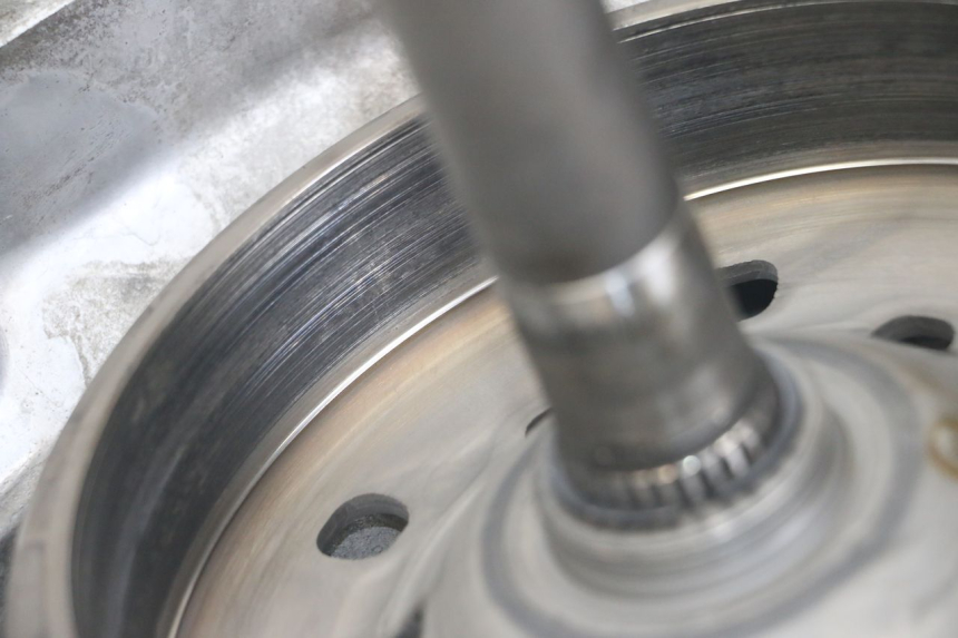 photo de TRANSMISIÓN DE LA RUEDA HONDA FJS SILVERWING SILVER WING 600 (2001 - 2010) - Zoom estado de uso