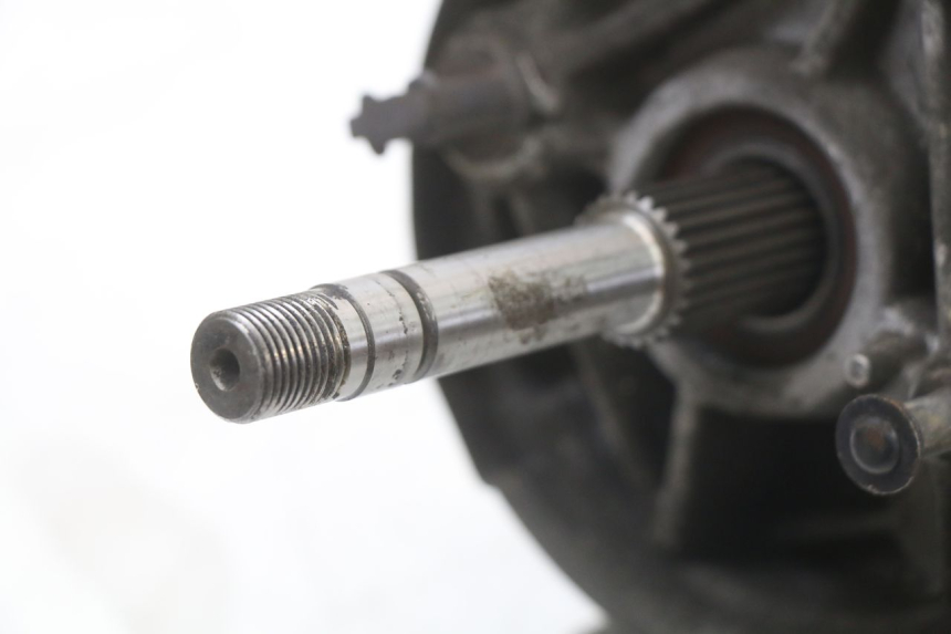 photo de RUEDA TRASERA ENGRANAJES HONDA NES AROBASE 125 (2000 - 2003) - Zoom estado de uso