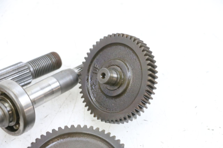 photo de RUEDA TRASERA ENGRANAJES SPEEDY HT50QT6 50 - Otra perspectiva