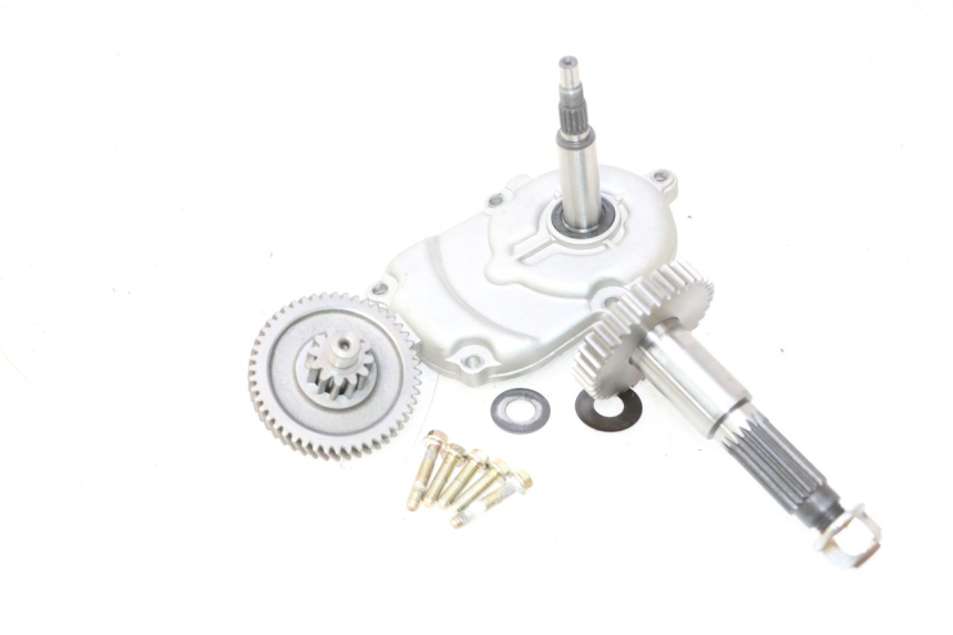 photo de RUEDA TRASERA ENGRANAJES KEEWAY HURRICANE 50 (2006 - 2019) - Primer plano técnico