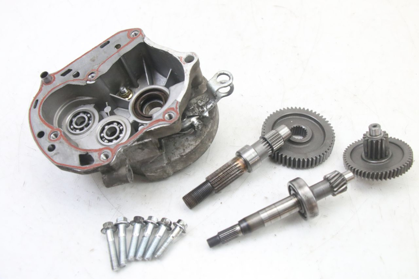 photo de RUEDA TRASERA ENGRANAJES JM MOTORS MIA 50 (2017 - 2020) - Detalles de los puntos de fijación