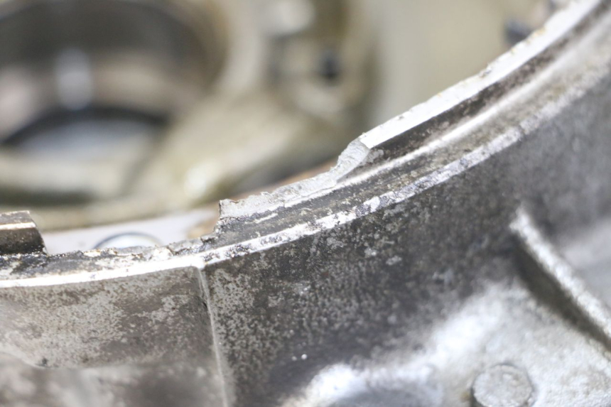 photo de RUEDA TRASERA ENGRANAJES KAWASAKI GTR 1000 (1994 - 2004) - Otra vista del artículo