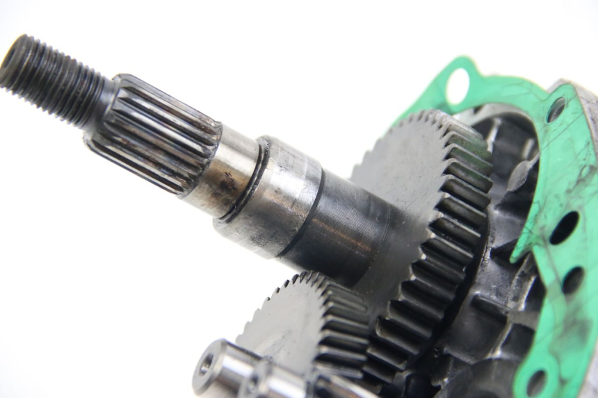 photo de TRANSMISIÓN DE LA RUEDA PEUGEOT KISBEE 2T 50 (2010 - 2017) - Primer plano técnico