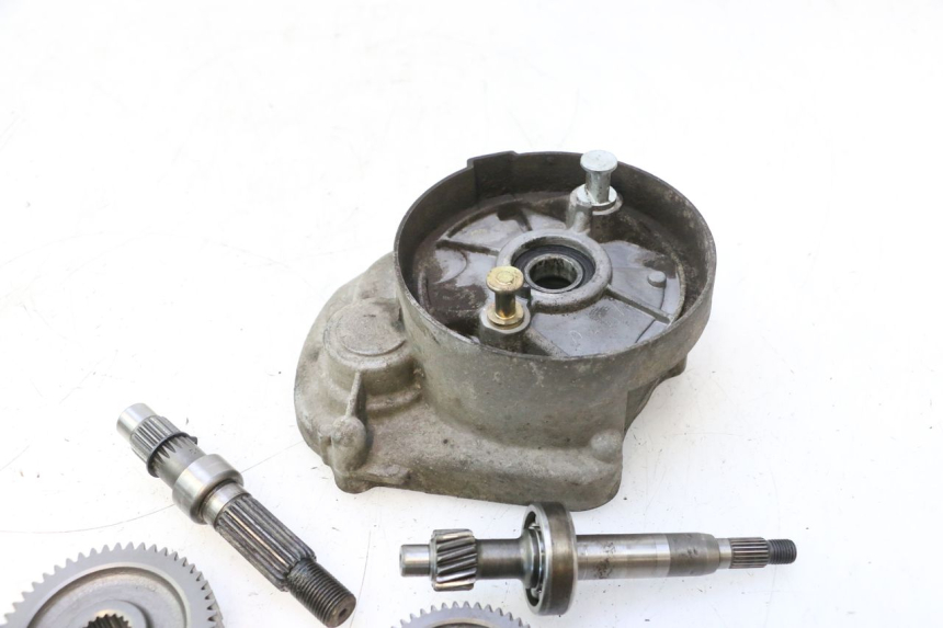 photo de TRANSMISIÓN DE LA RUEDA PEUGEOT KISBEE 4T 50 (2018 - 2022) - Primer plano de alta resolución