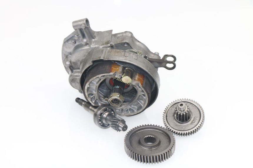 photo de RUEDA TRASERA ENGRANAJES KYMCO LIKE 4T 50 (2009 - 2018) - Otra perspectiva