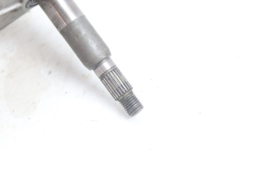 photo de RUEDA TRASERA ENGRANAJES PEUGEOT LUDIX BLASTER 50 (2006 - 2014) - Primer plano técnico