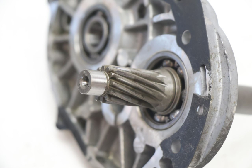 photo de TRANSMISIÓN DE LA RUEDA PEUGEOT LUDIX 50 (2008 - 2017) - Primer plano técnico