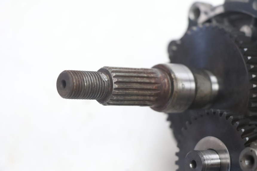 photo de RUEDA TRASERA ENGRANAJES PEUGEOT LUDIX ONE 50 (2004 - 2006) - Detalles de los puntos de fijación