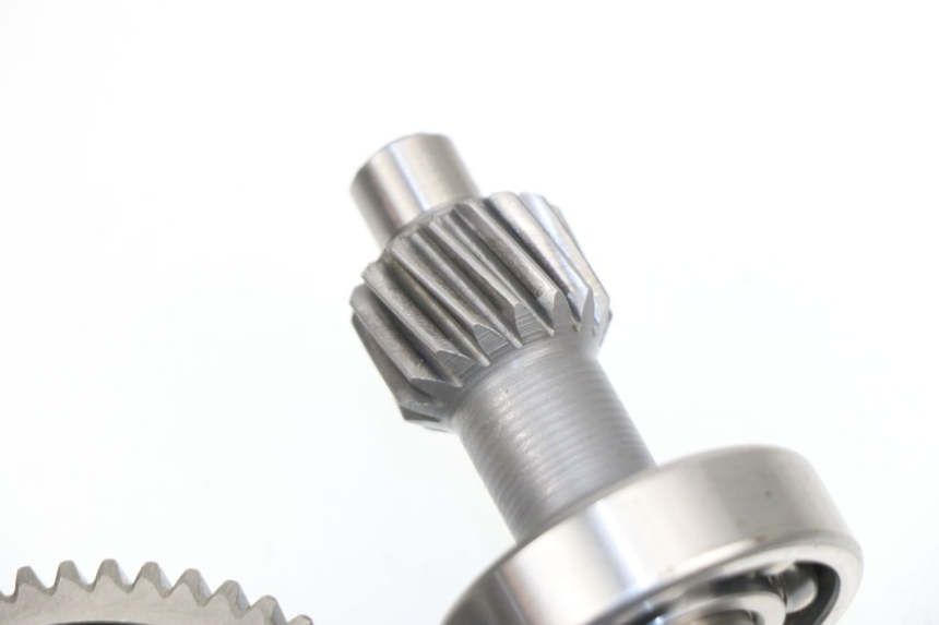 photo de RUEDA TRASERA ENGRANAJES SAMPO LY50QT-21 50 (2009 - 2014) - Otra perspectiva