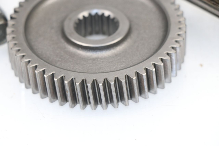 photo de RUEDA TRASERA ENGRANAJES SAMPO LY50QT-21 50 (2009 - 2014) - Detalles de los puntos de fijación