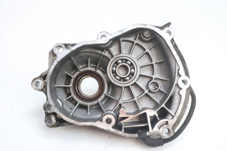 photo de RUEDA TRASERA ENGRANAJES PIAGGIO MP3 LT 300 (2010 - 2016) - Detalles de los puntos de fijación
