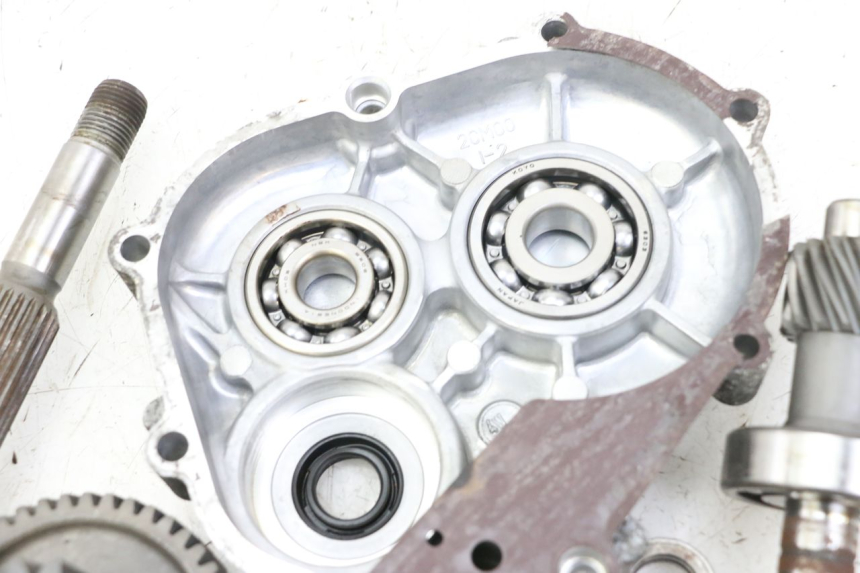 photo de TRANSMISIÓN DE LA RUEDA MBK MW TRYPTIK 125 (2014 - 2016) - Primer plano de alta resolución