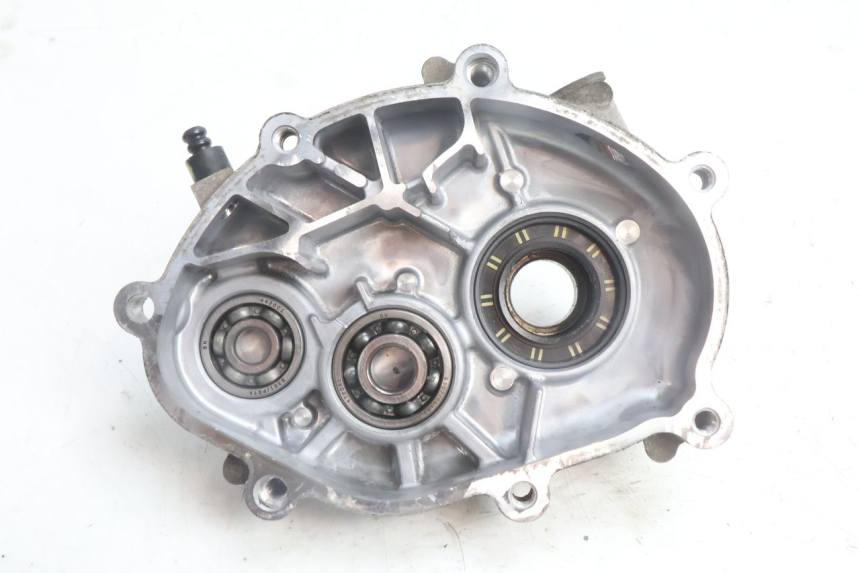 photo de RUEDA TRASERA ENGRANAJES YAMAHA N-MAX NMAX 125 (2021 - 2024) - Detalles de los puntos de fijación