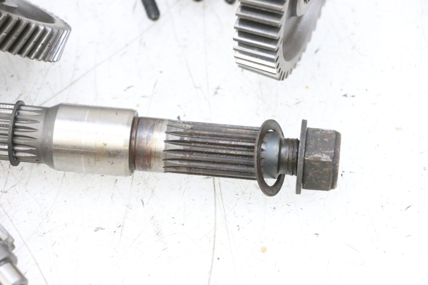 photo de RUEDA TRASERA ENGRANAJES YAMAHA NEOS NEO'S 4T 50 (2008 - 2016) - Otra vista del artículo