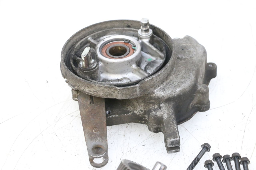 photo de RUEDA TRASERA ENGRANAJES YAMAHA NEOS NEO'S 4T 50 (2008 - 2016) - Detalles de los puntos de fijación