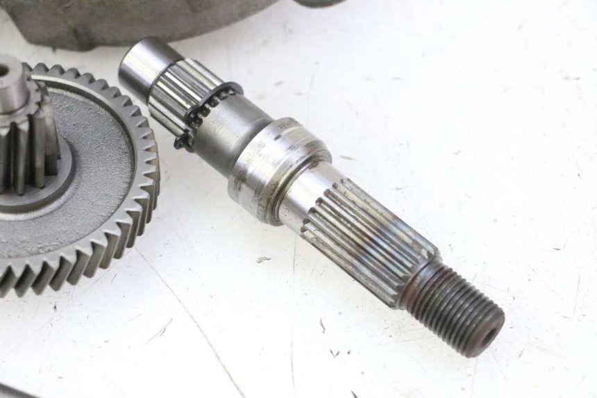 photo de RUEDA TRASERA ENGRANAJES KYMCO LIKE 4T 50 (2019 - 2025) - Características distintivas