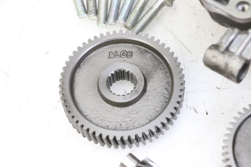 photo de RUEDA TRASERA ENGRANAJES KYMCO LIKE 4T 50 (2019 - 2025) - Primer plano de alta resolución