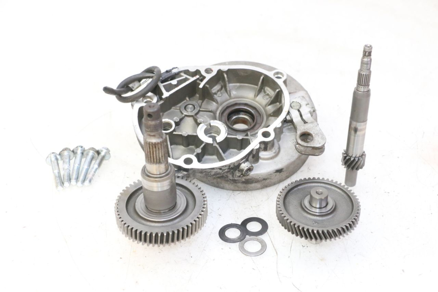 photo de RUEDA TRASERA ENGRANAJES PIAGGIO NEW TYPHOON 50 (2010 - 2017) - Primer plano de alta resolución