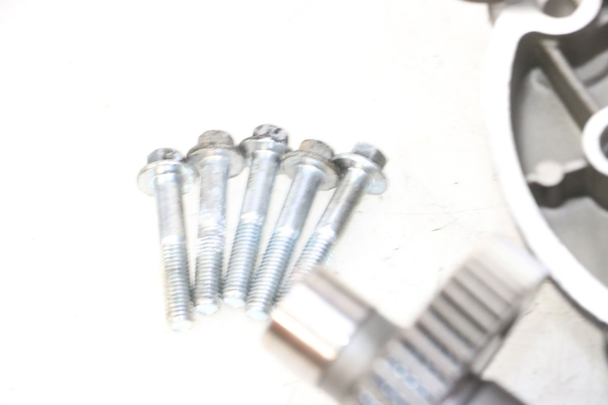 photo de RUEDA TRASERA ENGRANAJES PIAGGIO NEW TYPHOON 50 (2010 - 2017) - Inspección visual detallada