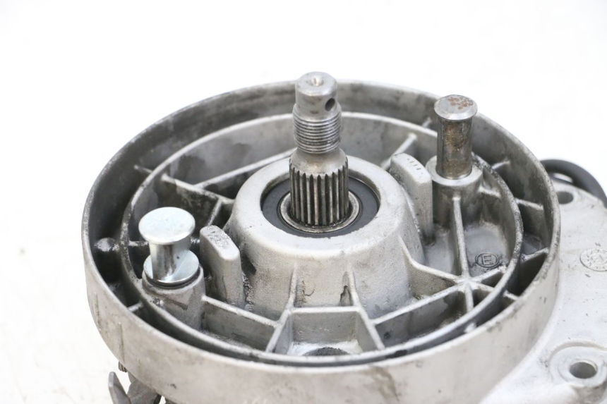 photo de RUEDA TRASERA ENGRANAJES PIAGGIO NEW TYPHOON 50 (2018 - 2021) - Zoom estado de uso