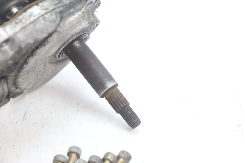 photo de RUEDA TRASERA ENGRANAJES MBK NITRO 50 (2004 - 2008) - Primer plano técnico