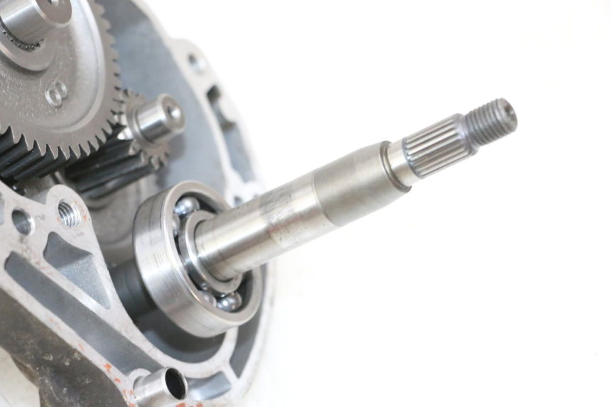 photo de TRANSMISIÓN DE LA RUEDA JM MOTORS OLDIES 4T 50 (2010 - 2020) - Detalles de los puntos de fijación