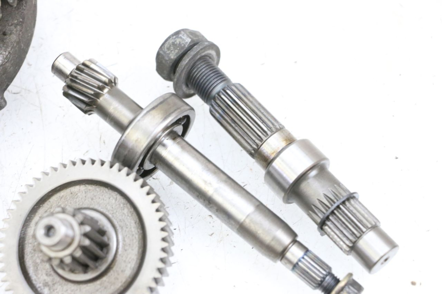 photo de TRANSMISIÓN DE LA RUEDA SYM ORBIT III 3 4T 50 (2018 - 2021) - Enfoque en la estructura