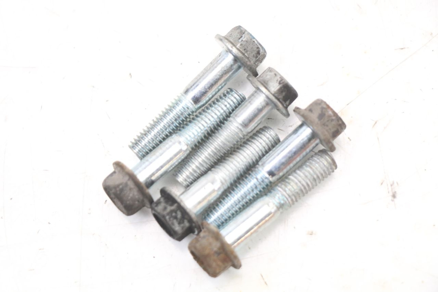 photo de RUEDA TRASERA ENGRANAJES SYM ORBIT 50 (2008 - 2010) - Zoom sobre los componentes