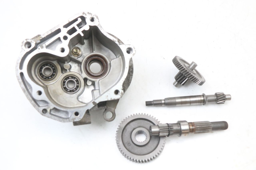 photo de RUEDA TRASERA ENGRANAJES SYM ORBIT 50 (2008 - 2010) - Detalles de los puntos de fijación