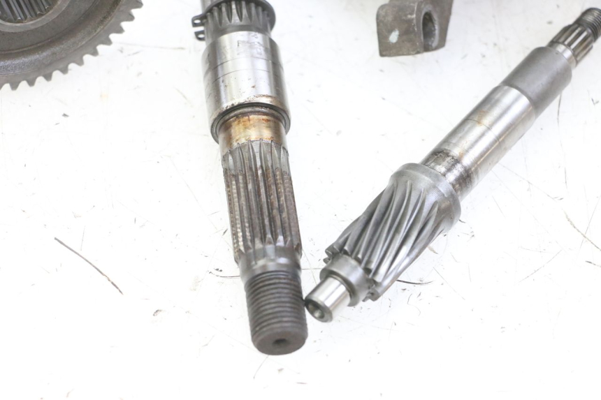 photo de RUEDA TRASERA ENGRANAJES MBK OVETTO 4T 50 (2008 - 2016) - Detalles de los puntos de fijación