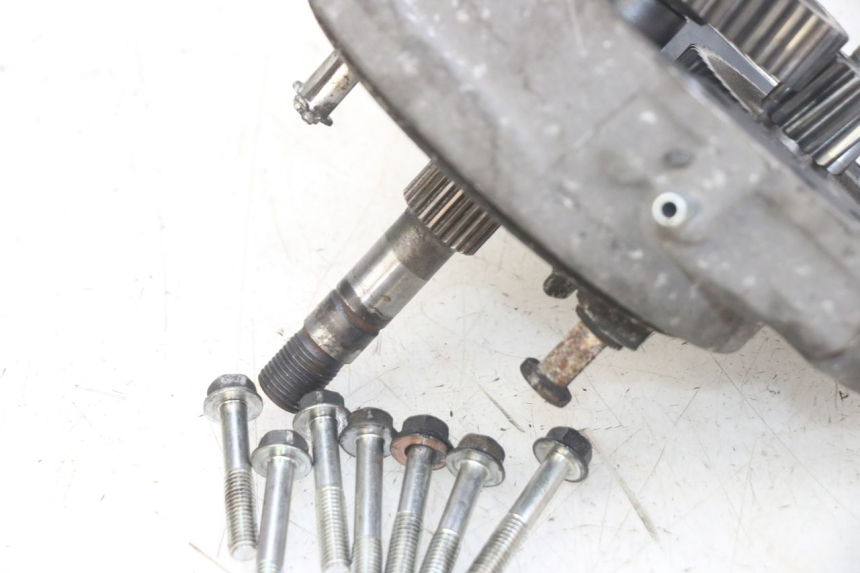 photo de RUEDA TRASERA ENGRANAJES HONDA PCX (JF28) 125 (2009 - 2011) - Otra perspectiva