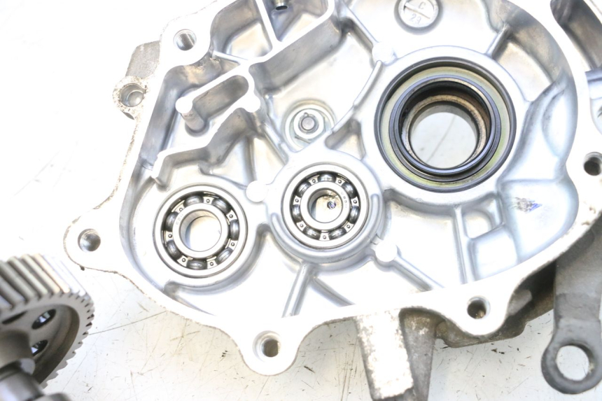 photo de RUEDA TRASERA ENGRANAJES HONDA PCX (JF57/JF64) 125 (2014 - 2018) - Ángulo de visión alternativo