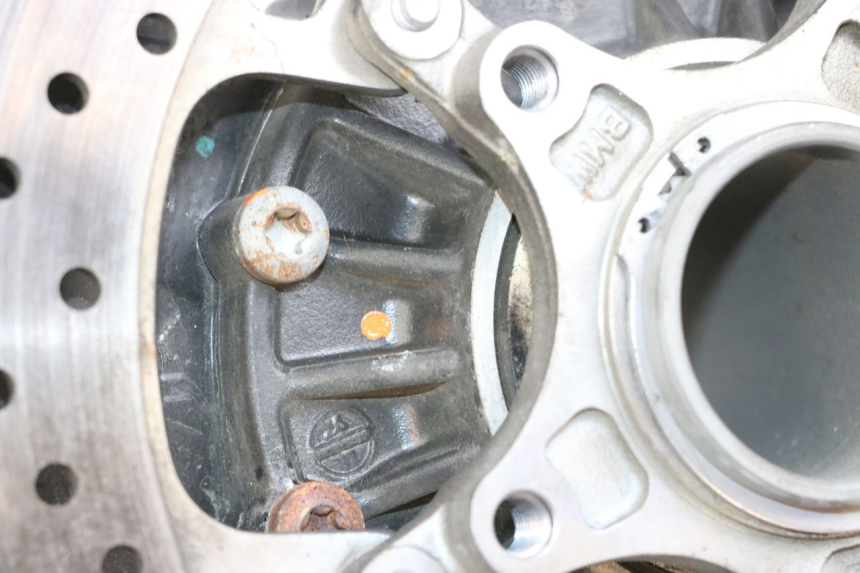 photo de RUEDA TRASERA ENGRANAJES BMW R GS 1250 (2021 - 2024) - Primer plano de alta resolución