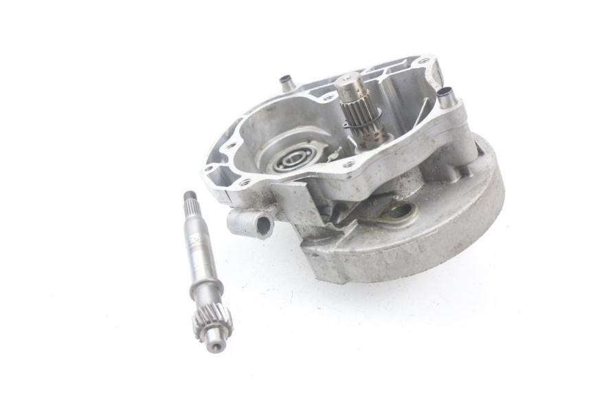 photo de RUEDA TRASERA ENGRANAJES ROADSIGN WALLABY 50 (2009 - 2014) - Otra perspectiva