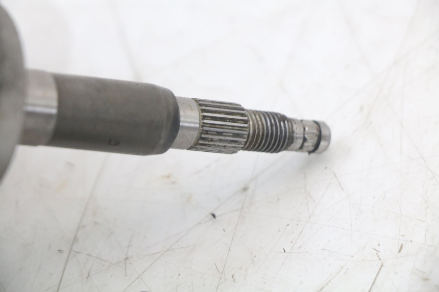 photo de RUEDA TRASERA ENGRANAJES GILERA RUNNER LC 50 (1997 - 1998) - Zoom sobre los componentes