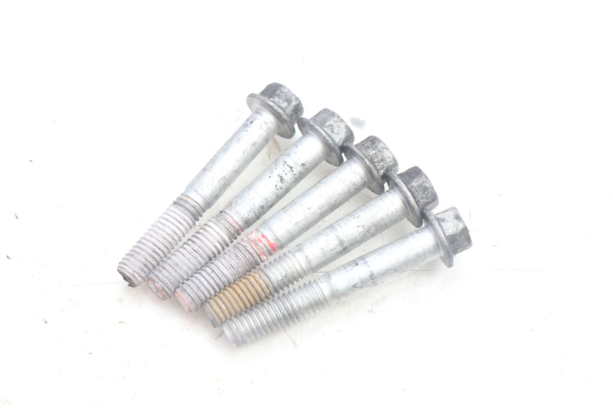 photo de RUEDA TRASERA ENGRANAJES GILERA RUNNER SP 50 (2002 - 2004) - Características distintivas