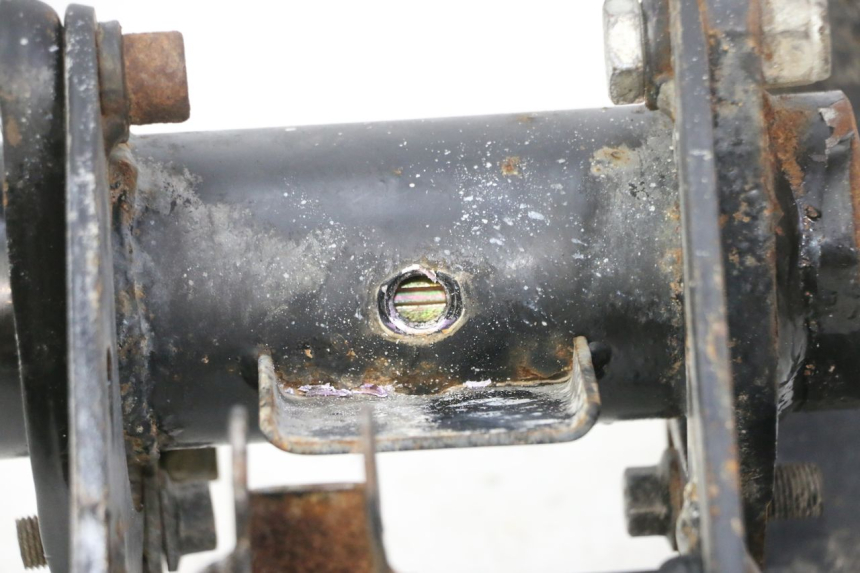 photo de RUEDA TRASERA ENGRANAJES HYTRACK S 150 (2003 - 2011) - Zoom sobre los componentes