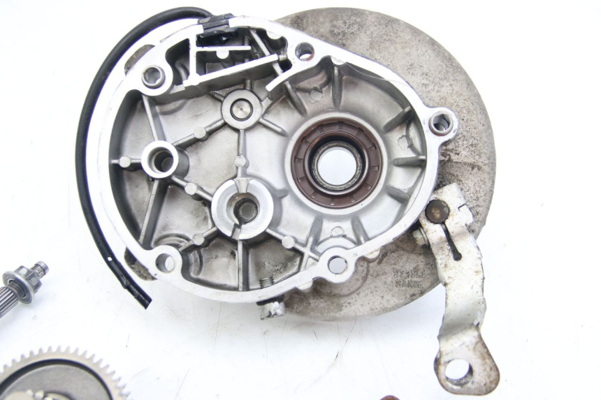 photo de TRANSMISIÓN DE LA RUEDA APRILIA SCARABEO 4T 50 (2009 - 2017) - Zoom estado de uso