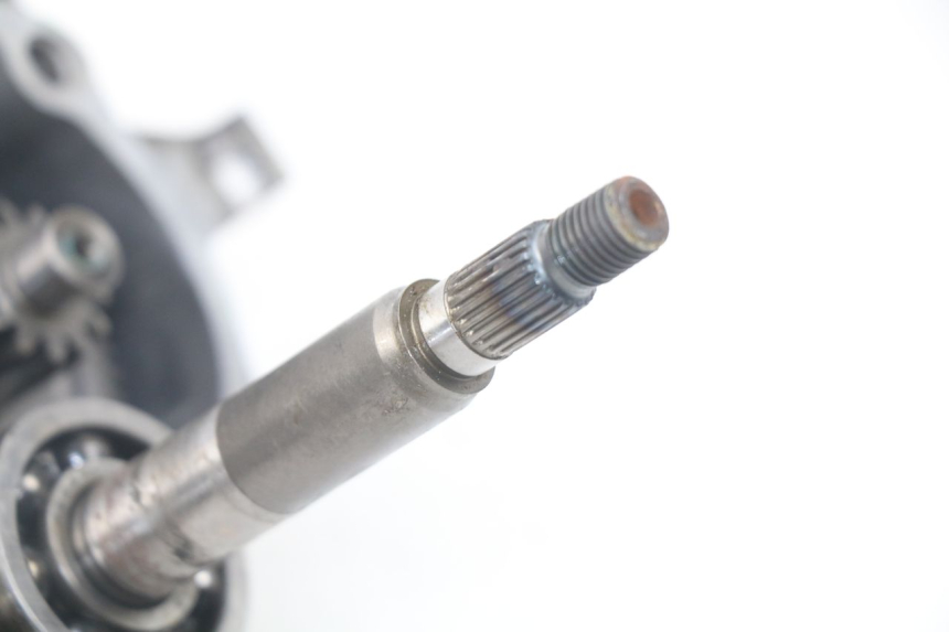 photo de RUEDA TRASERA ENGRANAJES HONDA SCV LEAD 100 (2003 - 2007) - Marcados y referencias originales