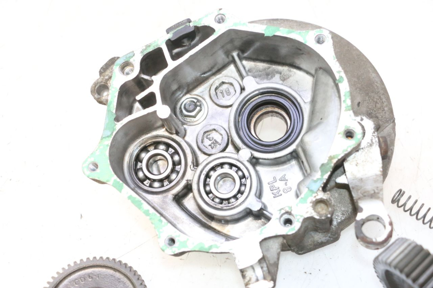 photo de RUEDA TRASERA ENGRANAJES HONDA SCV LEAD 100 (2003 - 2007) - Zoom sobre los componentes