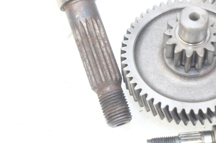 photo de TRANSMISIÓN DE LA RUEDA YAMAHA SLIDER NAKED 50 (2004 - 2018) - Características distintivas