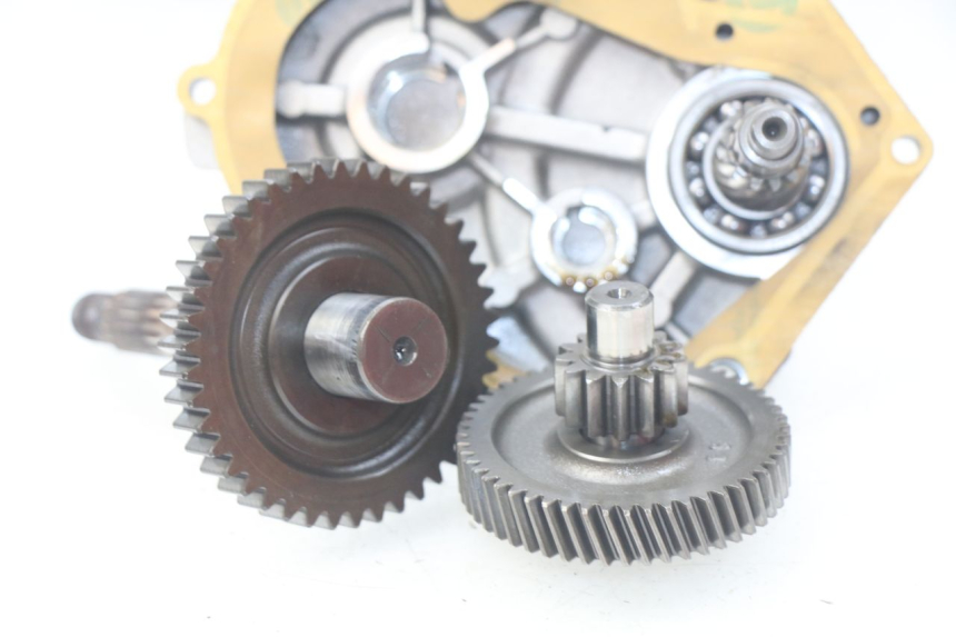 photo de TRANSMISIÓN DE LA RUEDA YAMAHA SLIDER NAKED 50 (2004 - 2018) - Zoom estado de uso