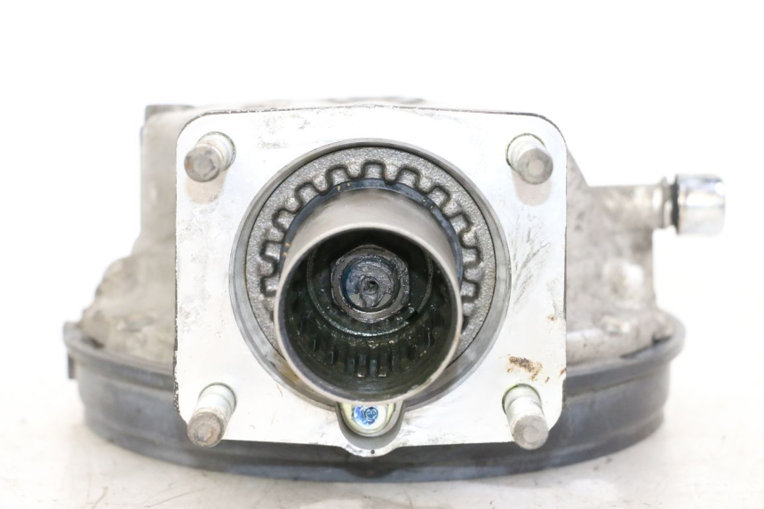 photo de RUEDA TRASERA ENGRANAJES HONDA ST PAN EUROPEAN 1300 (2002 - 2013) - Características distintivas